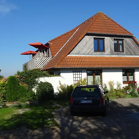 Gruene Idylle In Strandnaehe 아파트 Böhl
