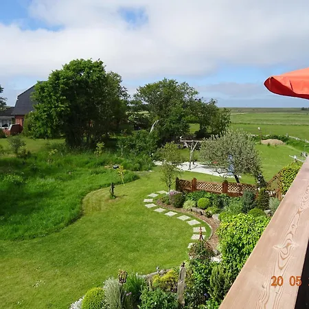 Gruene Idylle In Strandnaehe Böhl