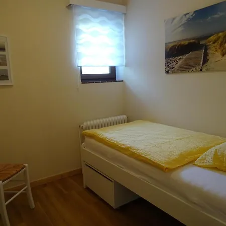 Gruene Idylle In Strandnaehe * Böhl