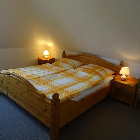 Gruene Idylle In Strandnaehe