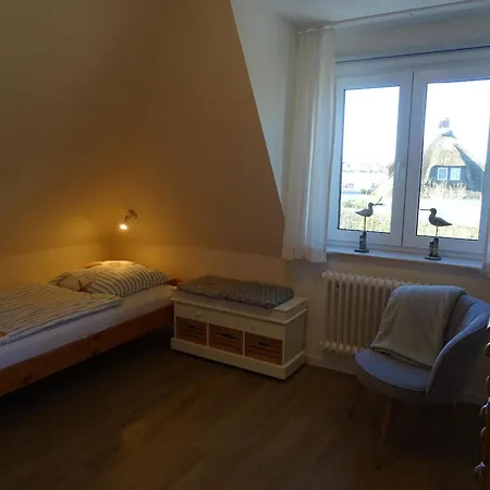 Gruene Idylle In Strandnaehe * Böhl