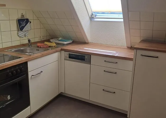 Gruene Idylle In Strandnaehe 아파트 Böhl